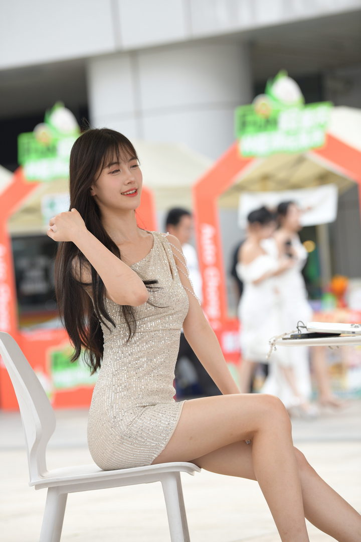 QD4196 套图153张-神兽街拍