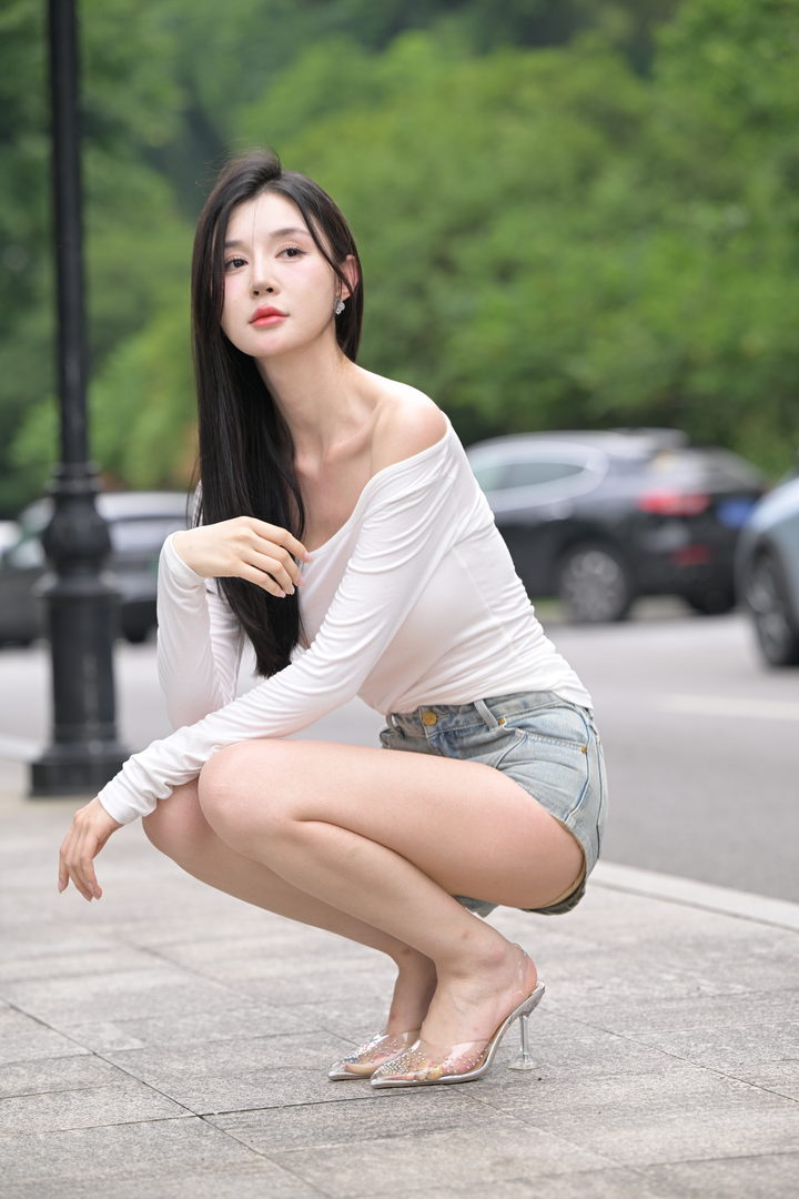 QD5057 套图237张-神兽街拍