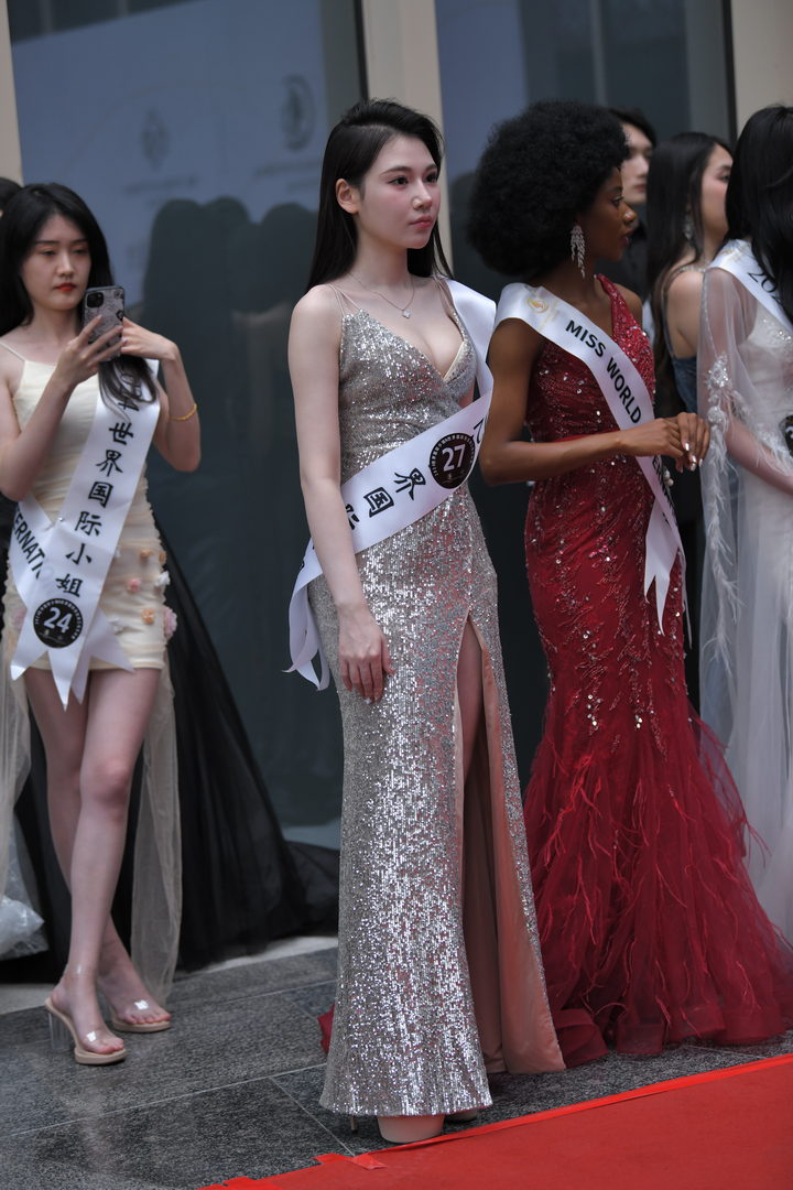 图片[2]-QD5068 套图63张-神兽街拍